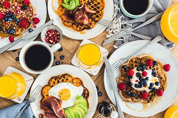 Закуска, важността на закуската в диетата ни, хранене, спорт